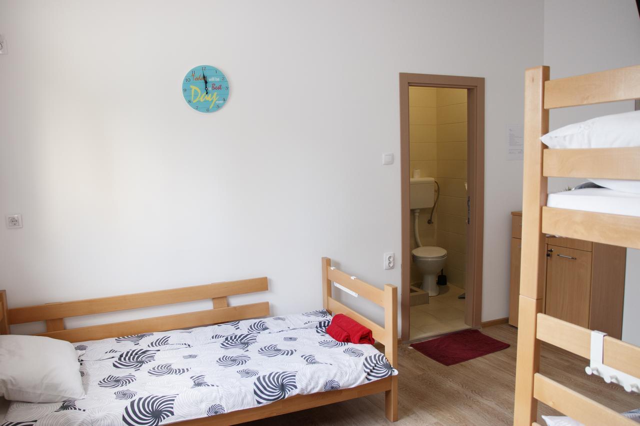 Guesthouse Night&Day Subotica Eksteriør billede